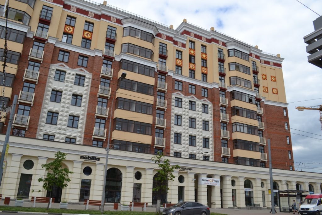 ЖК Династия с подземным паркингом (II и III очередь)